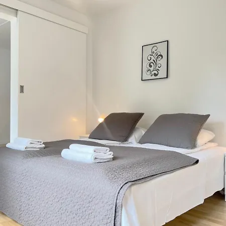 Lejlighed Cozy One Bedroom On Edvard Thomsens Vej, *