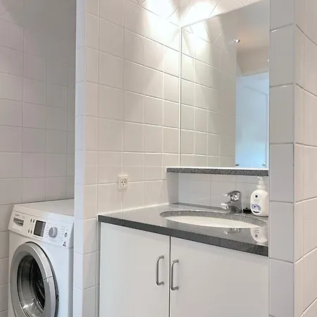 Cozy One Bedroom On Edvard Thomsens Vej, Διαμέρισμα
