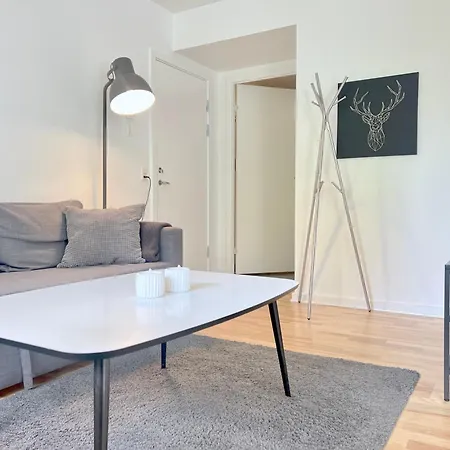 Cozy One Bedroom On Edvard Thomsens Vej, Copenhagen
